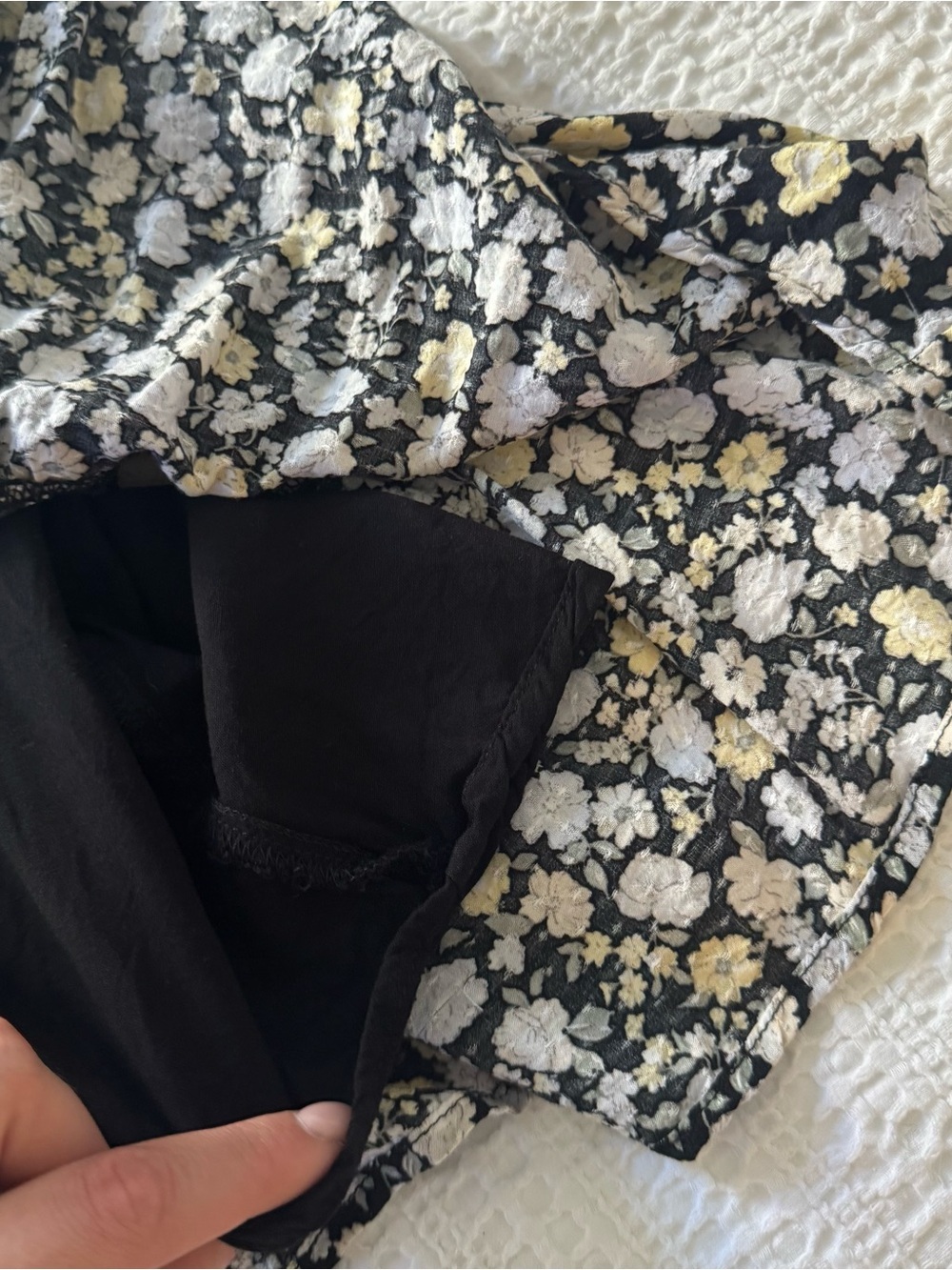 Hollister black floral V-Neck tie tank Sundress size small - Picture 5 of 14